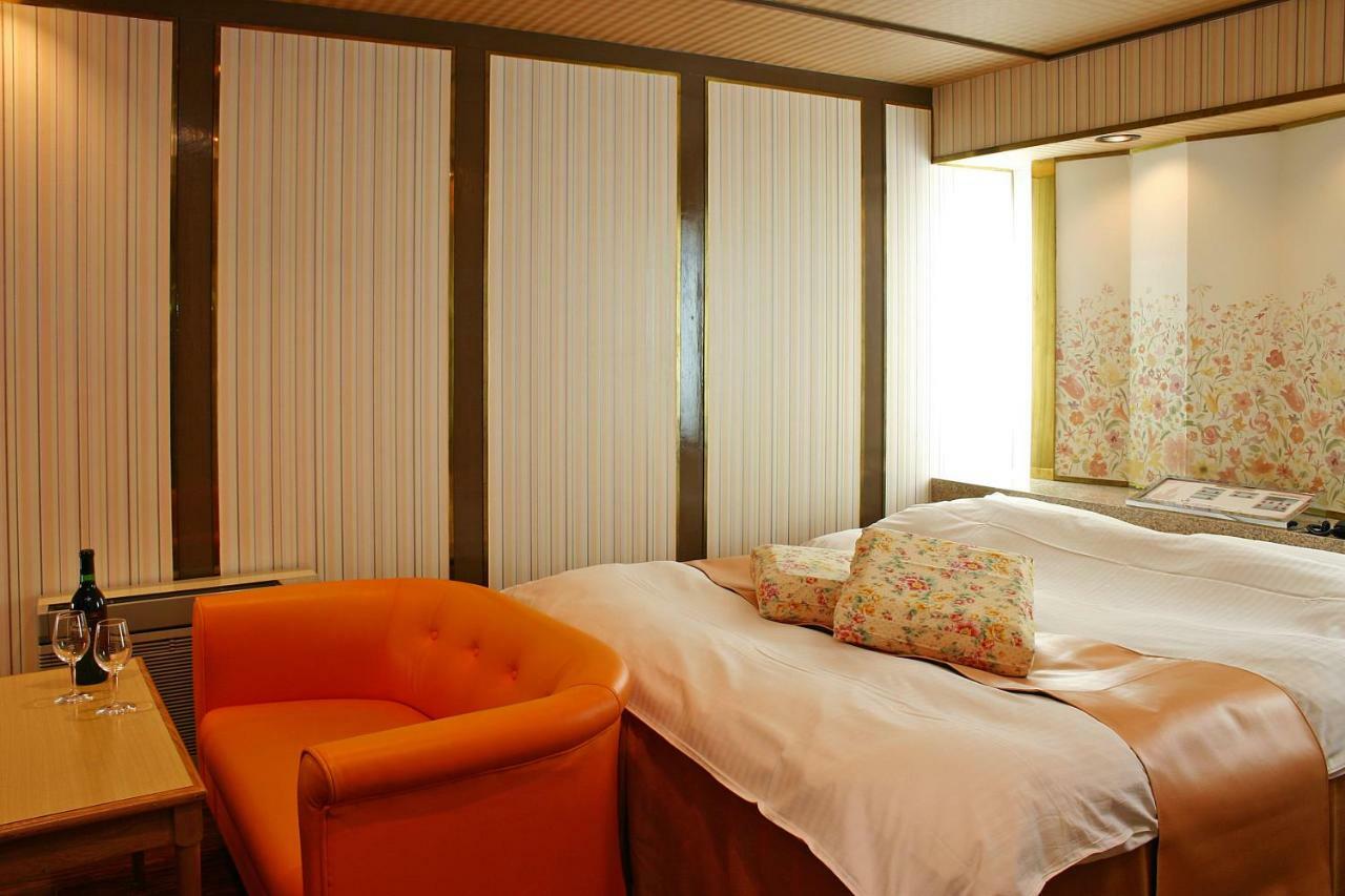 Hotel Chapel Story Sakaihigashi (Adults Only) 사카이 외부 사진